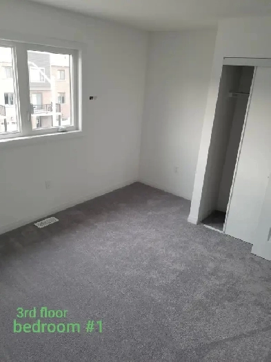 Barrie townhome for rent $2600, utilities included! Image# 1