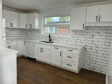 3 bedroom apartment in downtown Brampton Image# 1