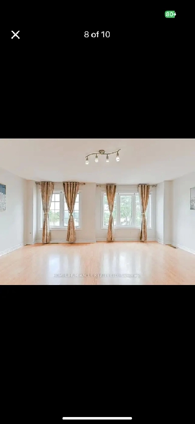 Home in Etobicoke (4 bed, 3.5 bath) Image# 1