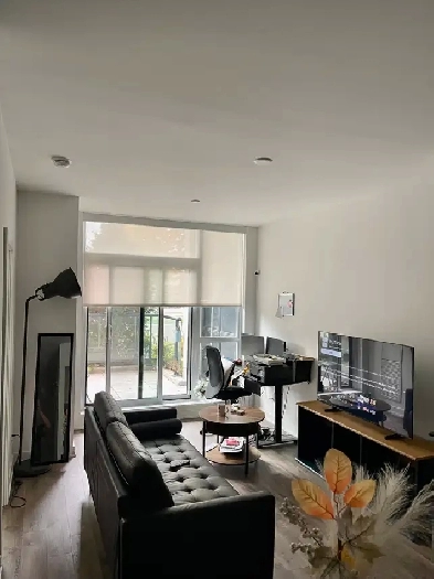 (Female Only) Furnished Den for Rent- Midtown Toronto Image# 1