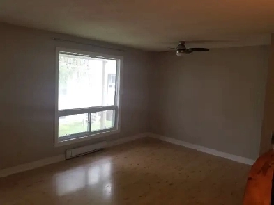 Spacious 3-Bedroom, 3-Bath Condo for Rent -Tanguay Court, Kanata Image# 4