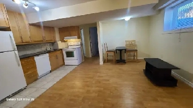 Two Bedroom suite in Wedt Edmonton Image# 1