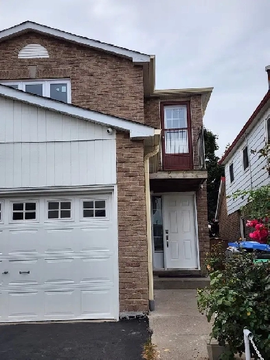 $3,200 4bhk FULLY UPGRADED 2500SQ.FT DETACHED HOUSE FROM 1 DEC25 Image# 1