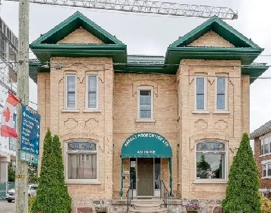 1 Bed 1 Bath - Hanover Image# 3