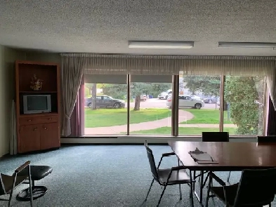 1 BEDROOM APARTMENT AVAILABLE PERFECT FOR SENIOR LIVING Image# 1