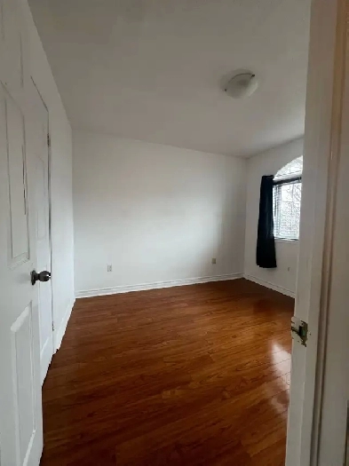 Private Room For a Female Image# 2