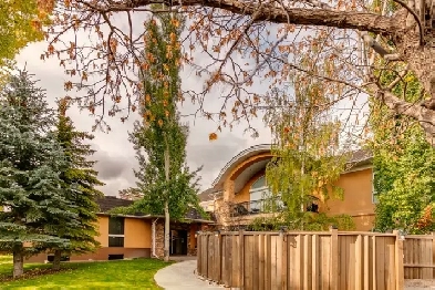 VARSITY ESTATES BUSINESS CENTRE Located in the NW Image# 4