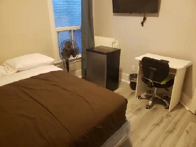 FURNISHED ROOMS IN HEART OF DOWNTOWN TORONTO. Image# 1