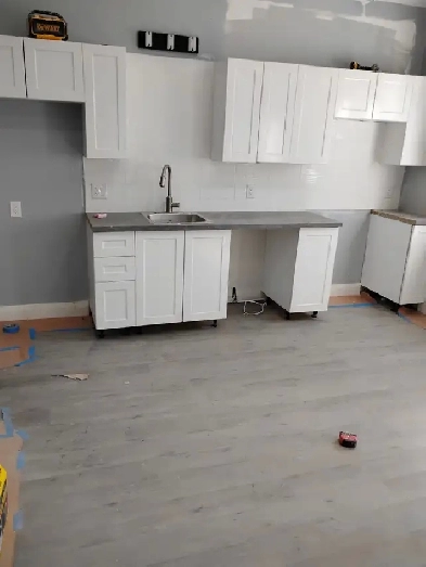 Tiny House In Middle of Kitchener - Great Location Image# 6