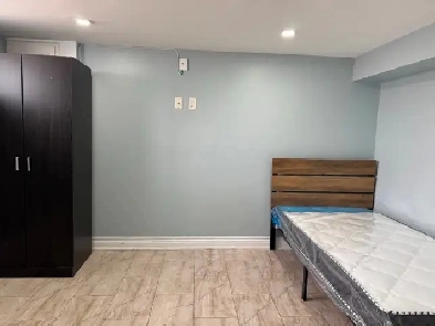 Private Room for Rent – Scarborough (Lawrence & Morningside) Image# 1