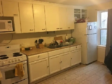 3 bdrm house, downtown Kingston, 10min to Queen’s, May 1, 2026 Image# 4