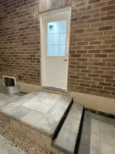 Bright 2-Bedroom Legal Basement Apartment( Markham & 14th Ave) Image# 1