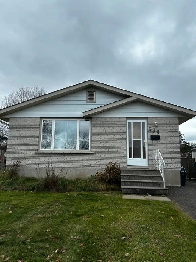 Fully Furnished 4 Bed, 2 Bath Home Image# 1