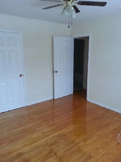 Renovated 1-Bedroom Apartment for Rent – Available NOW! Image# 1