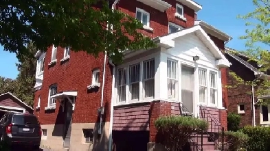 GRAD HOUSE.Grad Students ONLY. 1 Unit wth Pvt Ensuite Bathrm Image# 9