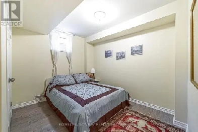 FURNISHED ROOM FOR RENT IN RICHMOND HILL Image# 1