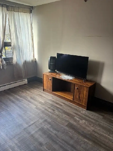 room for rent Image# 1