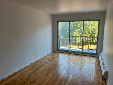 4 1/2 - ROSEMONT - DISPONIBLE MAINTENANT