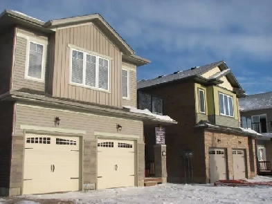 Luxury 2 Bedroom Executive Suite Apartment in Guelph Image# 1