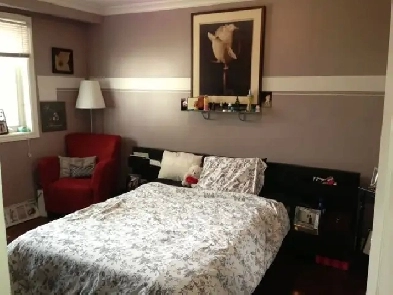 ~~ Awesome 3 bdrm unit in prime Port Credit Lakeshore area! ~~ Image# 1