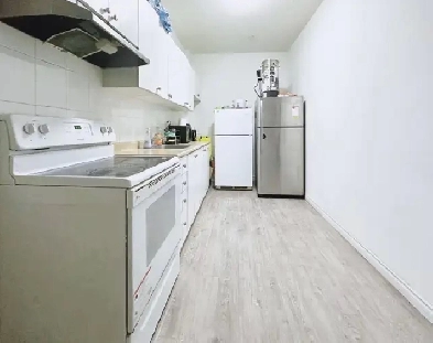 Centennial College Townhouse 3 Apts (6 rooms) for rental Image# 1