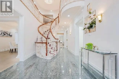 BEAUTIFUL HOUSE FOR SALE IN SCARBOROUGH ! KENNEDY & HUNTINGWOOD Image# 8