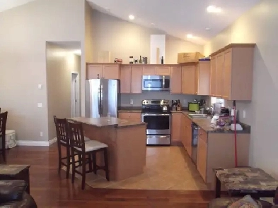 Fully Furnished Room Image# 3