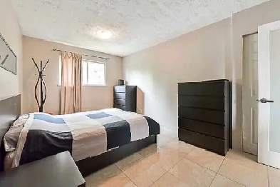 furnished room Image# 10