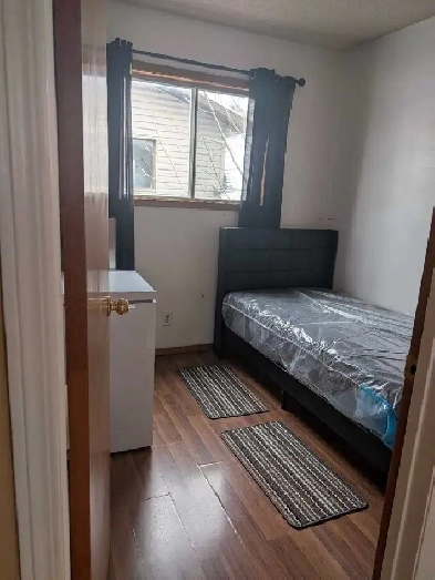 ROOM FOR RENT Image# 1