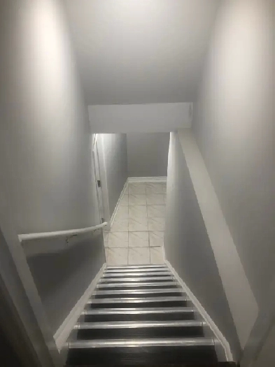 Studio Basement for Rent Image# 1