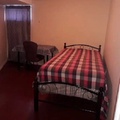 Fur Base. room For Rent at Brimley & Eglinton from Jan. 1, 2026 Image# 1