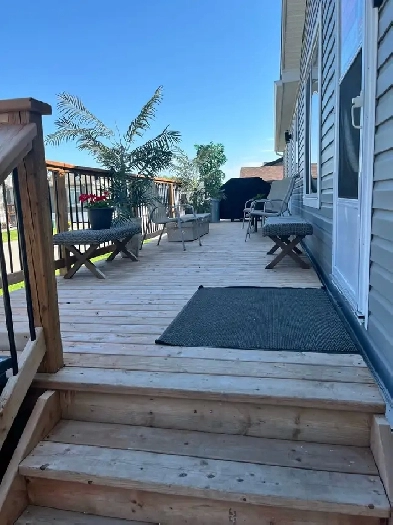 Almost new modular home Image# 2