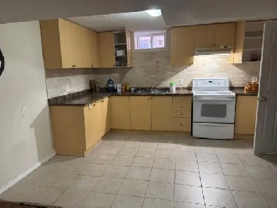 SPACIOUS 2 BEDROOM BASEMENT FOR RENT IN MISSISSAUGA Image# 1