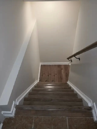 New Legal Basement Apartment, Georgetown, Halton Hills, Ontario. Image# 1