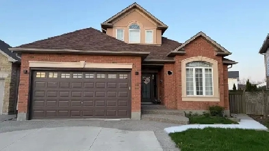 Newly Renovated 1 Den Basement | Private Entrance | $1750 ALL IN Image# 1