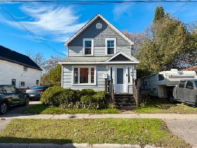 Home For Sale: Private Sale 75 Walnut Street, Sault Ste Marie Image# 3