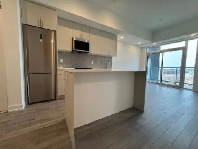Wilmot Condo 1Bed   Den   2 Bath (Direct from Owner) Image# 1