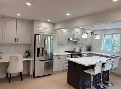 Furnished 4 bedrooms house near trillium hospital for rent. Image# 1