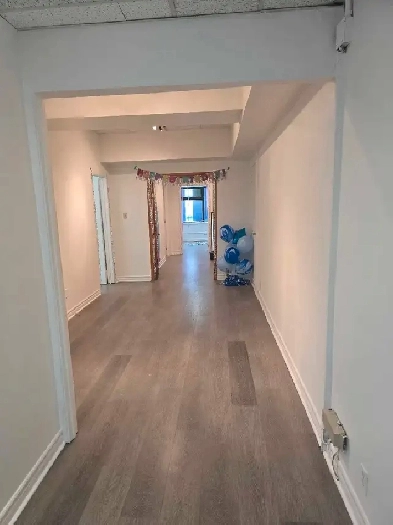 OFFICE  SPACE Image# 1