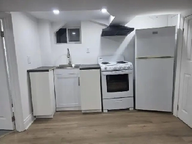 Fully renovated basement apartment in Niagara! Image# 1