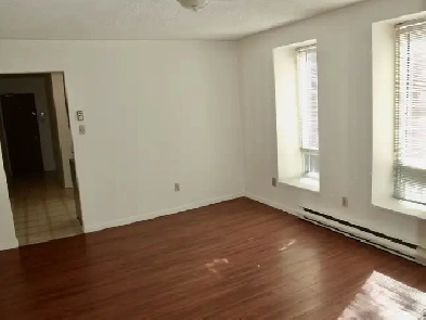 Uptown one bedroom all utilities included Image# 1