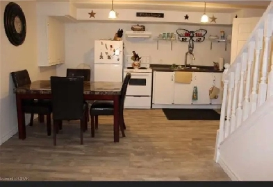 1 bedroom basement apartment Image# 1