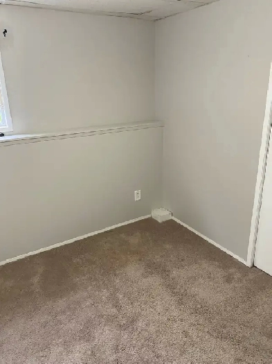 Room for Rent - Female Only Image# 3