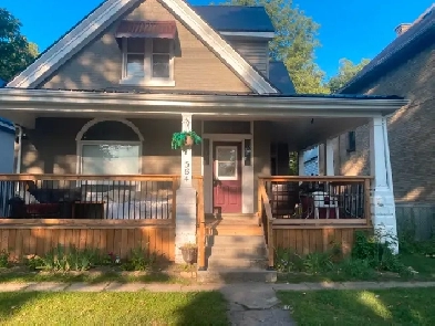 Great Basement Room For Male Renter Image# 5