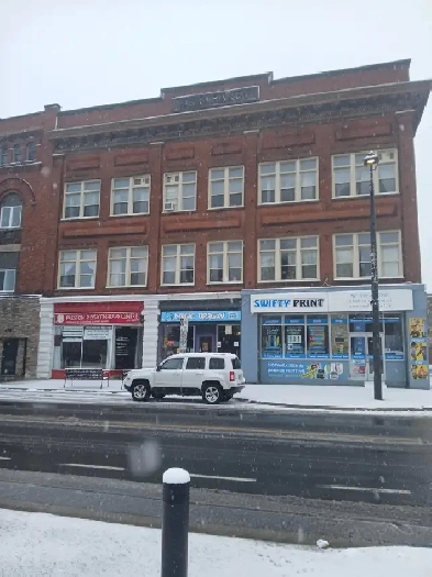 Bachelor Apartment Image# 1