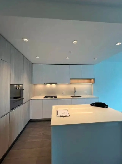 Richmond Centre – Luxury 1 Bedroom Condo with AC, Parking & Lock Image# 9