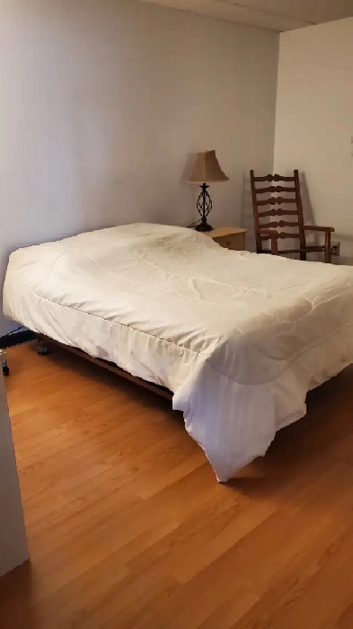 Chambres à louer au sous-sol (1 disponible) Image# 8