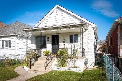 3 Bedroom 1 Bath Rental Image# 1