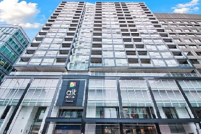 Jan 1 - Fully Furnished All-Inclusive 1 Bed 1 Den Luxury Condo Image# 3