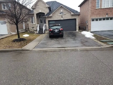 4 Bedroom Home for Rent Brampton December 1st 3,500/mth   utils Image# 1